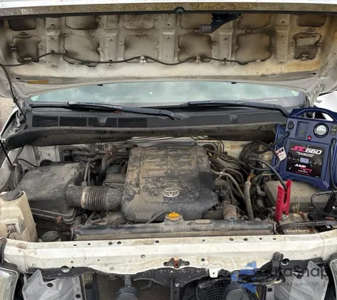 2011 Toyota Sequoia Limited 5.7L V8 из США, поврежденный, VIN 5TDJY5G1XBS052888